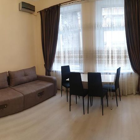 Апартаменты В Центре Одессы Одеса Екстериор снимка